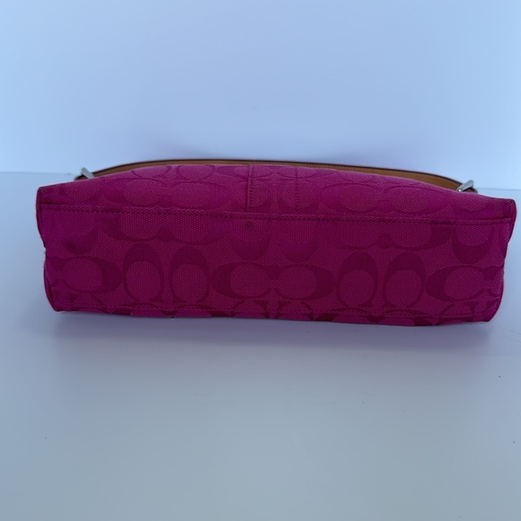 Coach Handbag- Official Coach Handbag, Pink, Canvas Shoulder Handbag, Pretty! - Picture 5 of 11